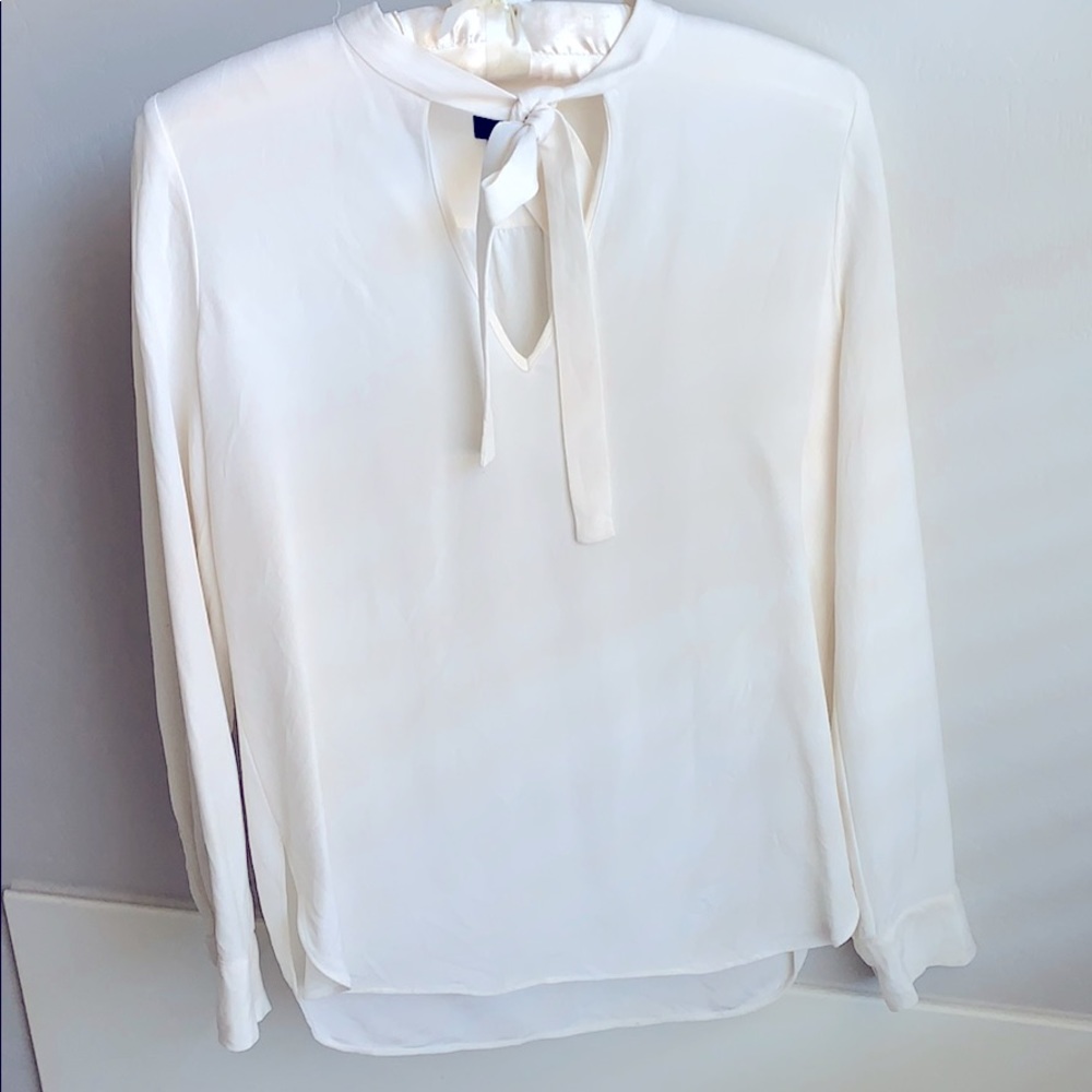 J Crew Silk Size 2 Cream long sleeve blouse